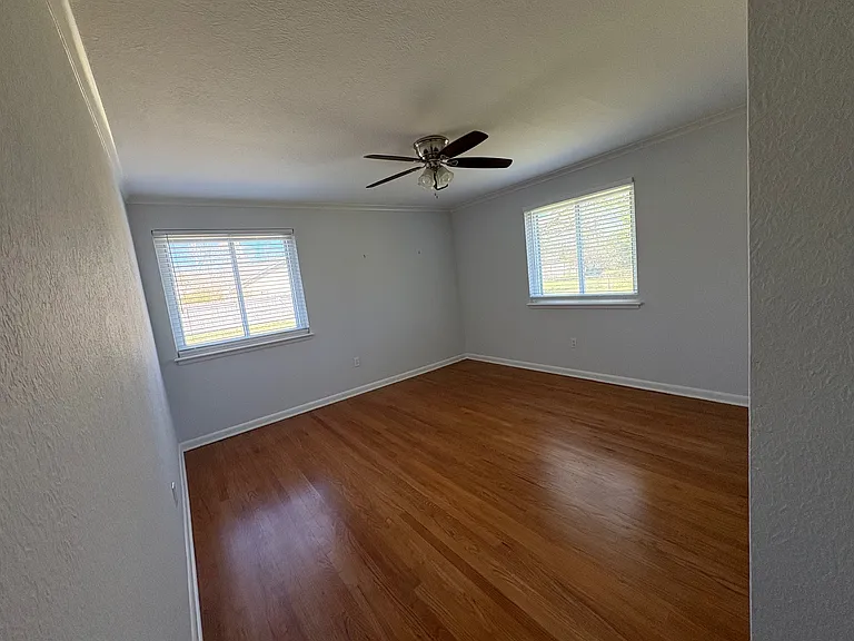 9163 N Parkview Dr — Photo 12