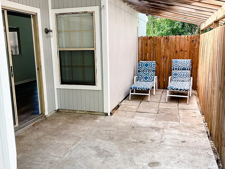 6 N Quail Xing — Photo 21