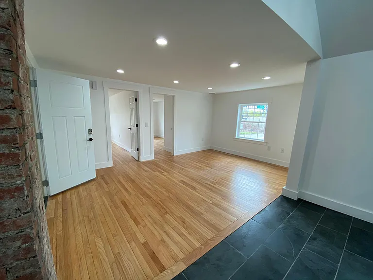 109 Main St — Photo 11