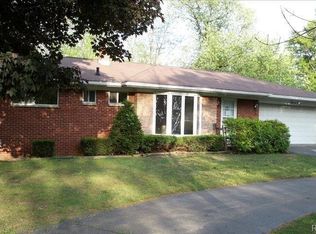 3530 Clintonville Rd, Waterford, MI 48329