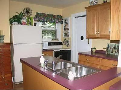 4th image of 1518 E Schantz Ave