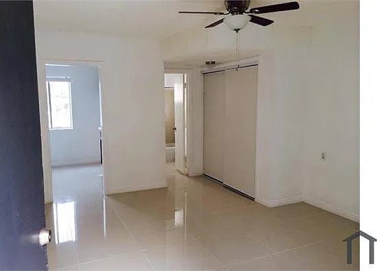Studio, 450 sqft, $850 — Photo 2