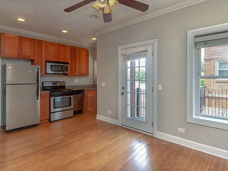 1022 W. Dakin — Photo 20
