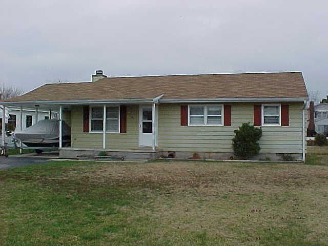 Canal Front Home!