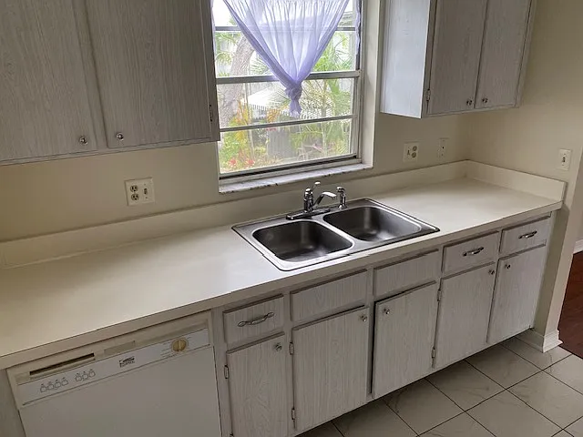 6965 Avenue Des Palais — Photo 6