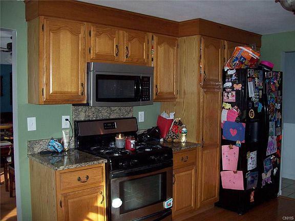 3rd image of 7530 Sugarwood Ln
