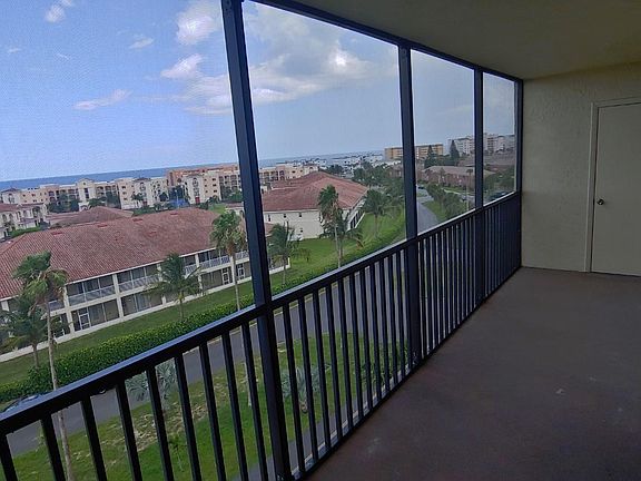 5th image of 520 Palm Springs Blvd APT 711