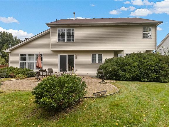 5th image of 23721 Greenfield Dr