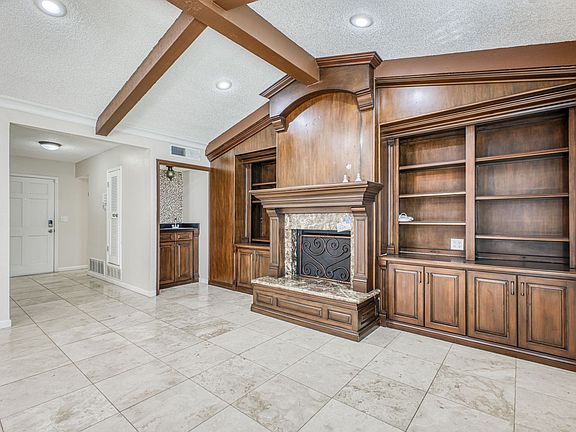 2nd image of 724 Dulce Tierra Dr