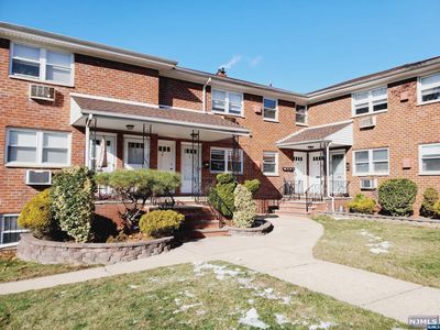 300 E Homestead Ave APT D4, Palisades Park, NJ, 07650