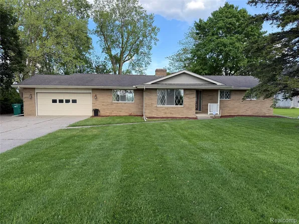 7145 Morrish Rd, Swartz Creek, MI 48473