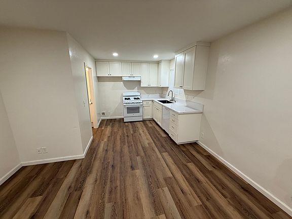 5th image of 1263-65 Jeannine Ln