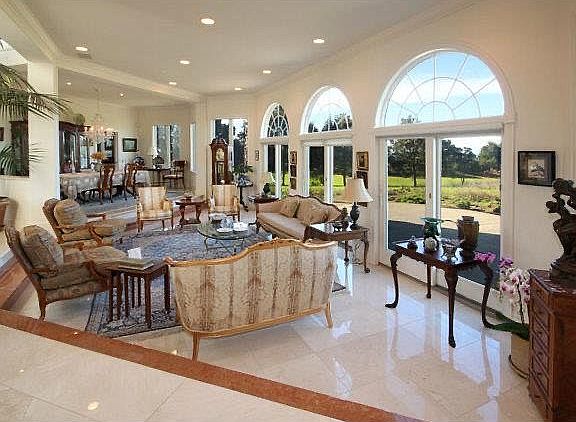5th image of 190 Willowcreek Dr