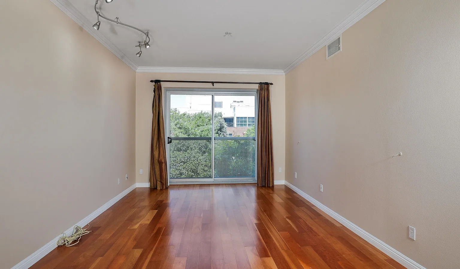 445 Island Avenue, Unit 407 — Photo 3
