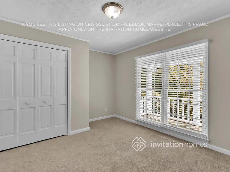 460 Glendale Ct — Photo 13