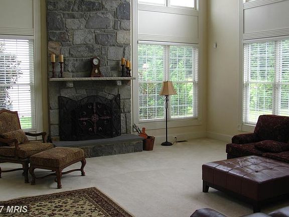 5th image of 42643 Trappe Rock Ct