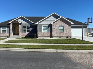 5100 River Bend Ln, Idaho Falls, ID 83401
