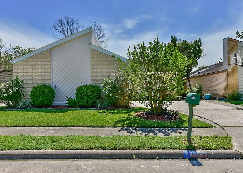 1st image of 10818 Kirktown Dr