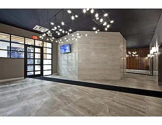 Rented by R New York