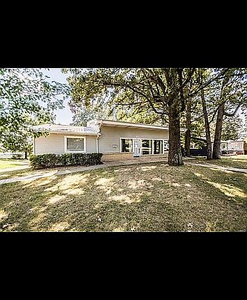 5th image of 808 Kendall Dr