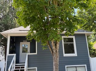 3529 S Ferdinand St, Seattle, WA 98118