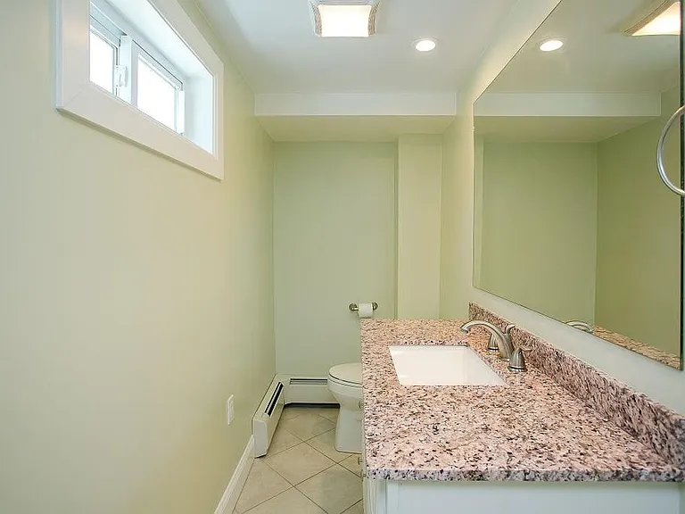 132 Evarts St #2 — Photo 18