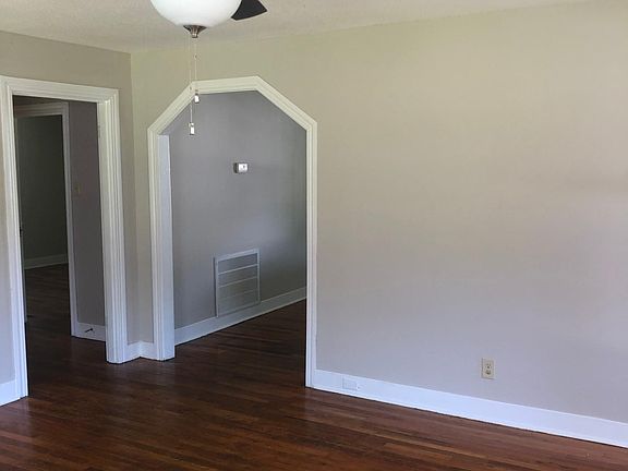 5th image of 96 Lynnwood Dr