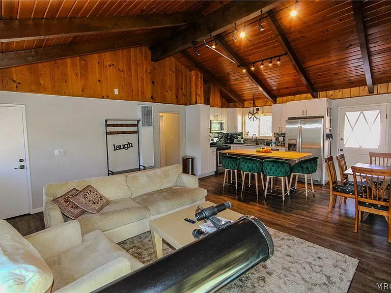 42830 Cougar Rd #UPPER — Photo 2