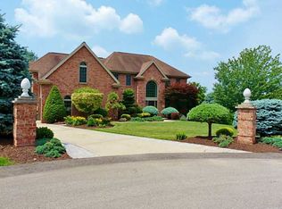 14 Kingswood Ct, Washington, PA