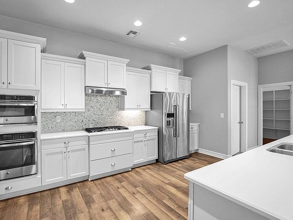 4th image of 18308 W THISTLE LANDING Drive