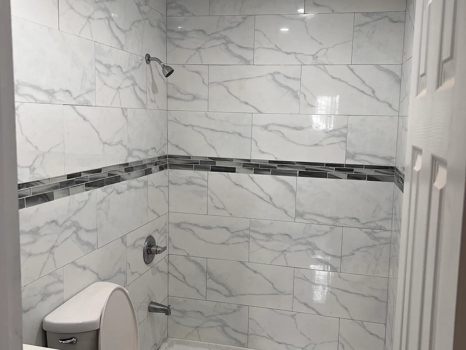 4 bed, $3,800 — Photo 4