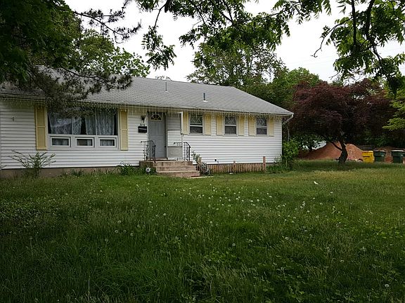 3rd image of 11 Linden Ave