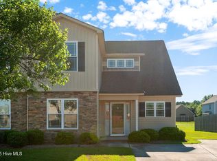 2202 Sweet Bay Dr #B, Greenville, NC 27834