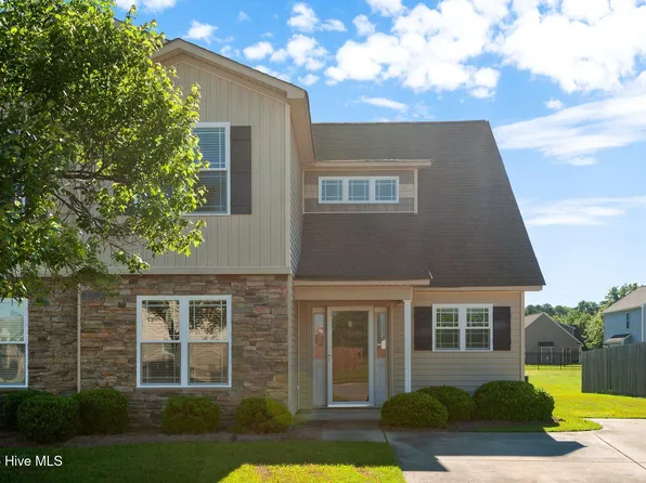 2202 Sweet Bay Drive #B, Greenville, NC 27834