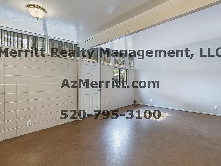 3647 E 2nd St #106 — Photo 12