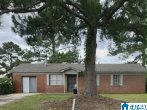 431 Clio St, Bessemer, AL 35023