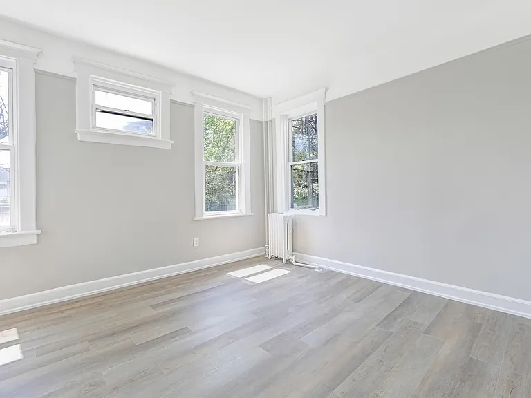 935 Boulevard E #2 — Photo 17