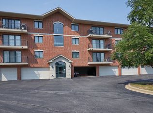 6880 Winding Trl #405, Oak Forest, IL 60452