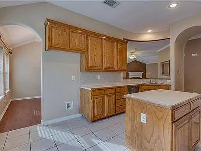 8629 Stetson Dr — Photo 11