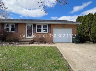 1647 California Ave, Louisville, OH 44641