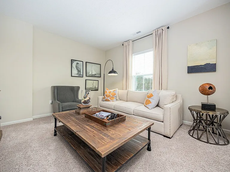 Polaris Place — Photo 9