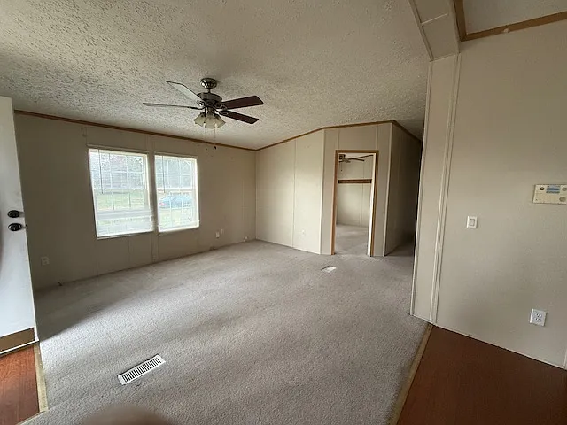1014 Lbj Ct — Photo 4
