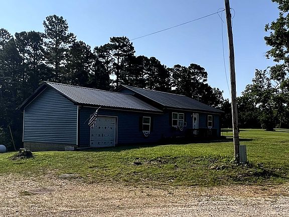 3rd image of 18017 Highway 72