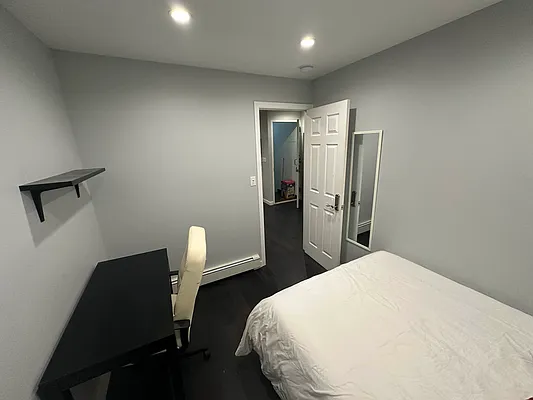 Rented by One Stop MultiService | media 7