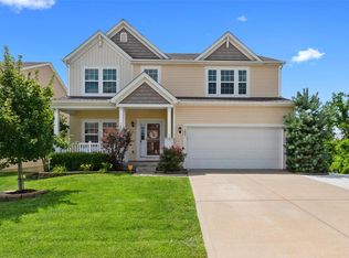 160 Fox Creek Dr, O'Fallon, MO 63366