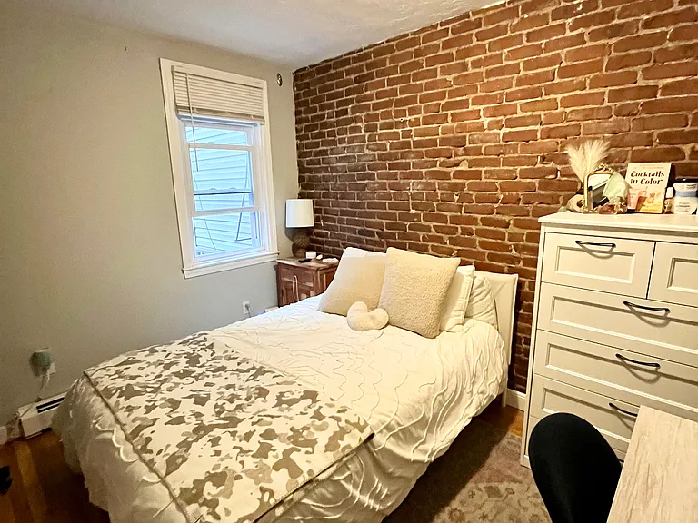 596 E 3rd St #1 — Photo 6