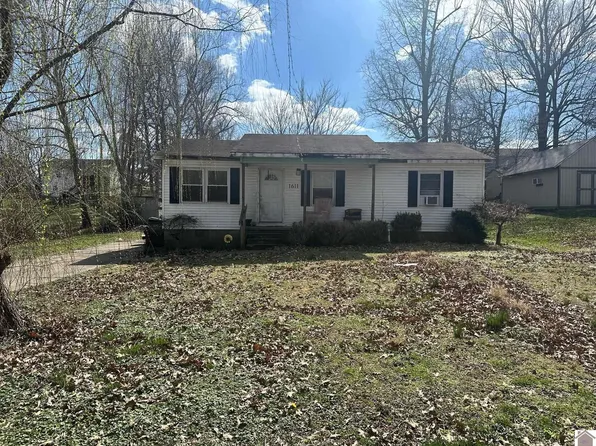 1611 Stately Vision Ln, Paducah, KY 42003
