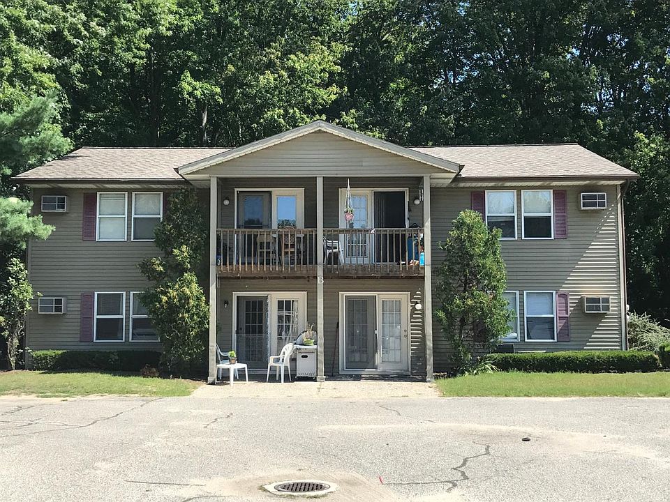 1st image of 517 136th Ave APT 9