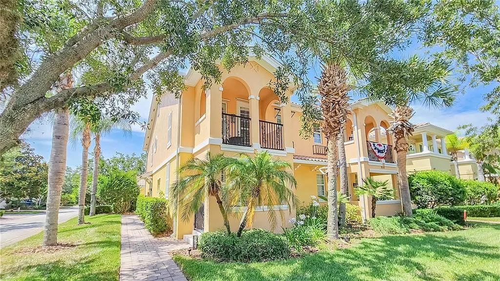 4 bed, 3.0 bath, 1720 sqft, $2,800 — Photo 1