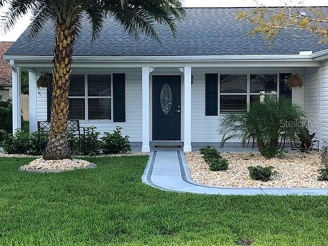 1st image of 823 Ramos Dr